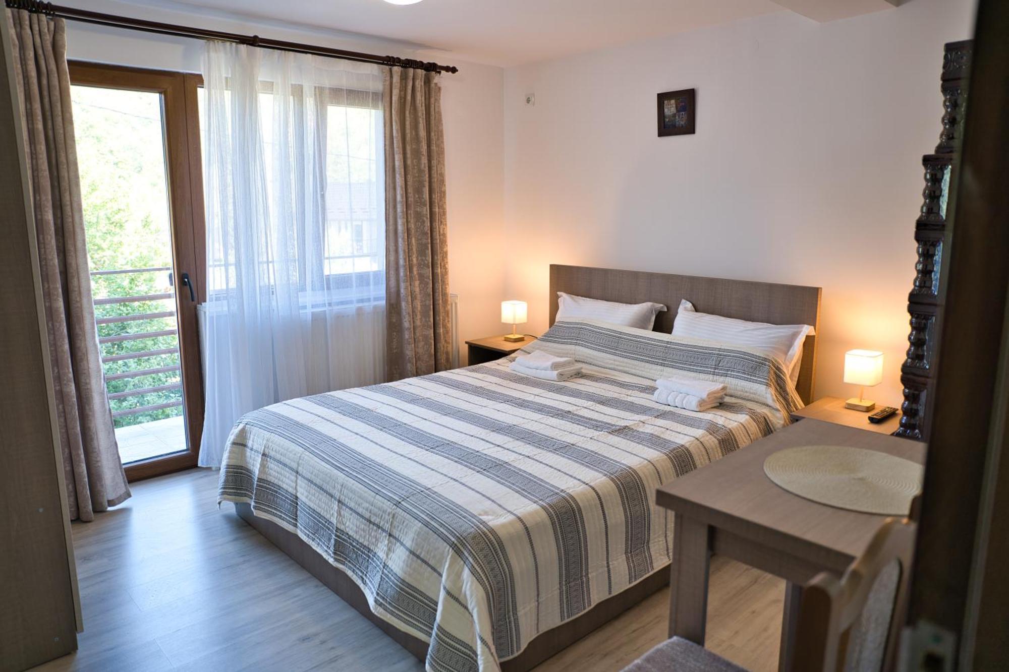 Perla Argesului, Ciubar, Piscina, Lift, Gratar, Cabana, Pensiuni, Hotel Cazare Transfagarasan Curtea De Arges Albestii de Arges ภายนอก รูปภาพ