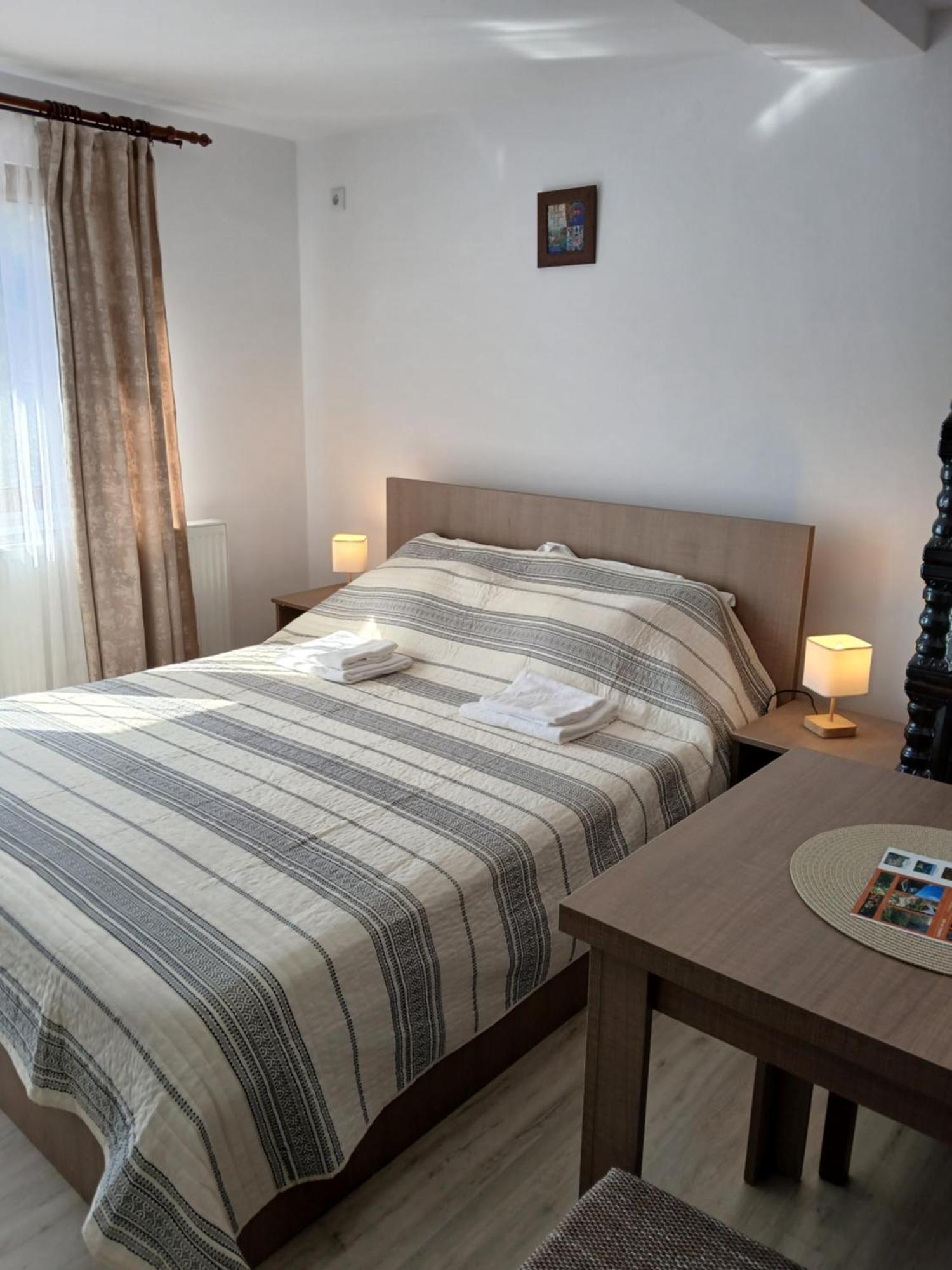 Perla Argesului, Ciubar, Piscina, Lift, Gratar, Cabana, Pensiuni, Hotel Cazare Transfagarasan Curtea De Arges Albestii de Arges ภายนอก รูปภาพ