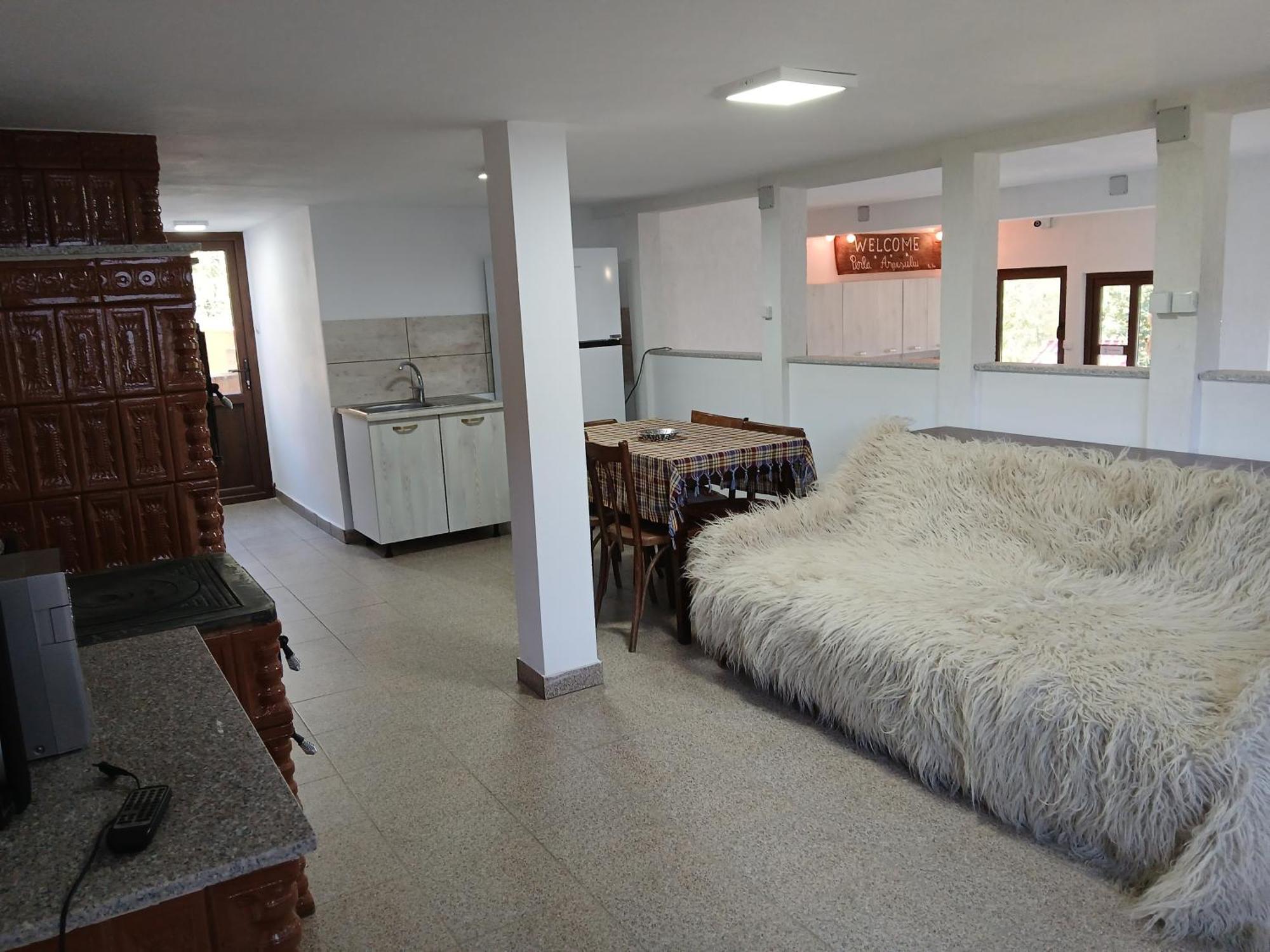 Perla Argesului, Ciubar, Piscina, Lift, Gratar, Cabana, Pensiuni, Hotel Cazare Transfagarasan Curtea De Arges Albestii de Arges ภายนอก รูปภาพ