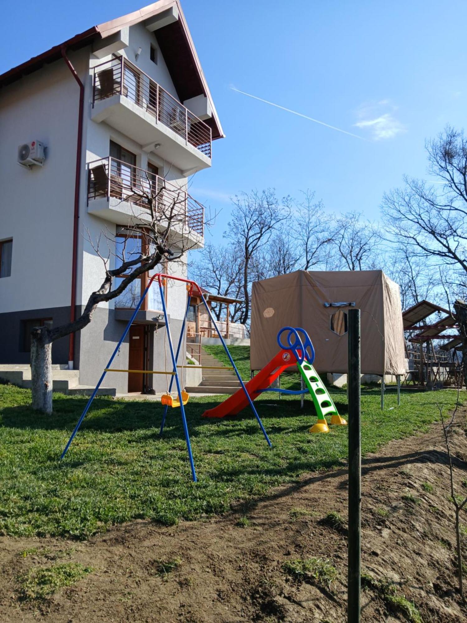 Perla Argesului, Ciubar, Piscina, Lift, Gratar, Cabana, Pensiuni, Hotel Cazare Transfagarasan Curtea De Arges Albestii de Arges ภายนอก รูปภาพ